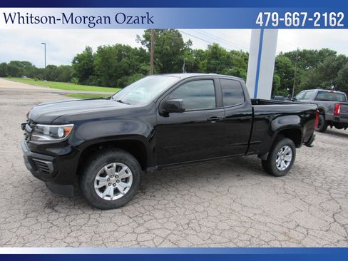 Used 2022 Chevrolet Colorado LT w/ Fleet Safety Package RWD image 2