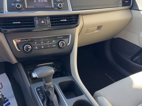 Used 2016 Kia Optima LX w/ LX Convenience Package image 22