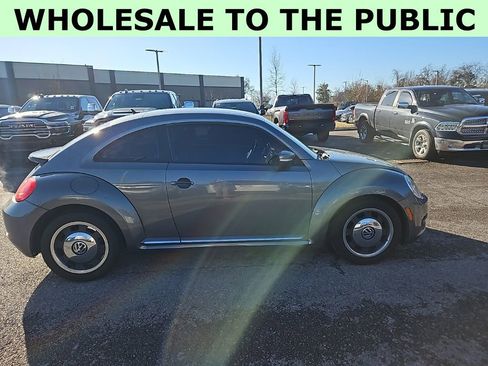 Used 2012 Volkswagen Beetle 2.5 image 8