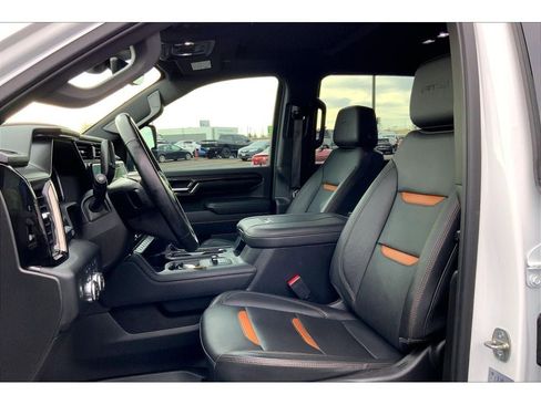 Used 2024 GMC Sierra 2500 AT4 w/ AT4 Premium Plus Package image 27