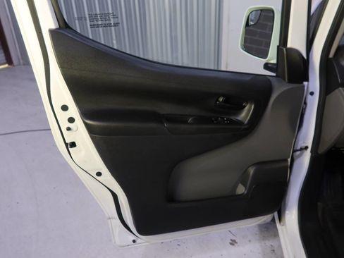 Used 2021 Nissan NV200 SV w/ Sliding Door Glass Package image 21