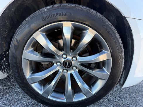 Used 2014 Chrysler 300 S RWD image 22