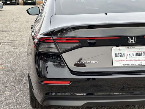 Used 2024 Honda Accord EX image 12