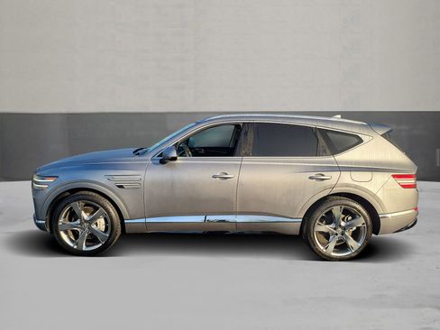 Used 2023 Genesis GV80 3.5T w/ Prestige Package image 3