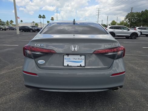 Used 2025 Honda Civic Sport image 5