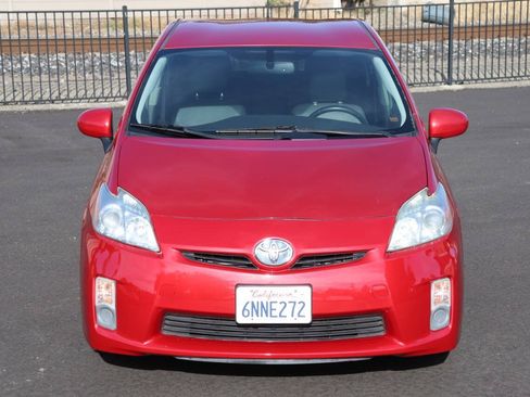 Used 2010 Toyota Prius Five FWD image 2