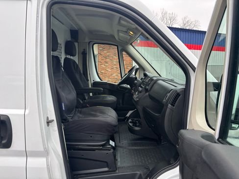 Used 2017 RAM ProMaster 1500 image 15