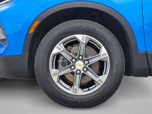 Used 2024 Chevrolet Blazer LT w/ Convenience Package FWD image 24