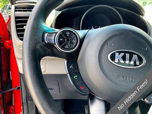 Used 2019 Kia Soul FWD image 15