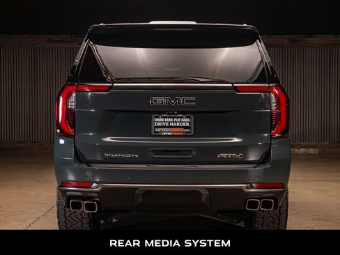 Used 2025 GMC Yukon AT4 Ultimate w/ LPO, Illumination Package AWD/4WD image 8