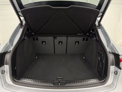 Certified 2025 Porsche Macan image 55