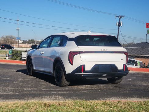 New 2026 Kia K4 GT-Line Turbo image 6