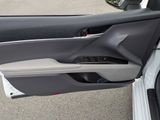 Used 2024 Toyota Camry SE image 6