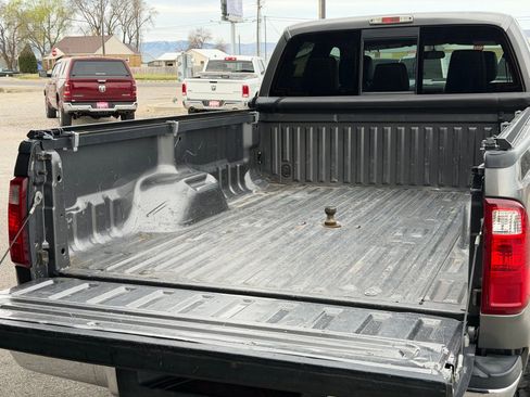 Used 2012 Ford F250 Lariat w/ Camper Pkg AWD/4WD image 9