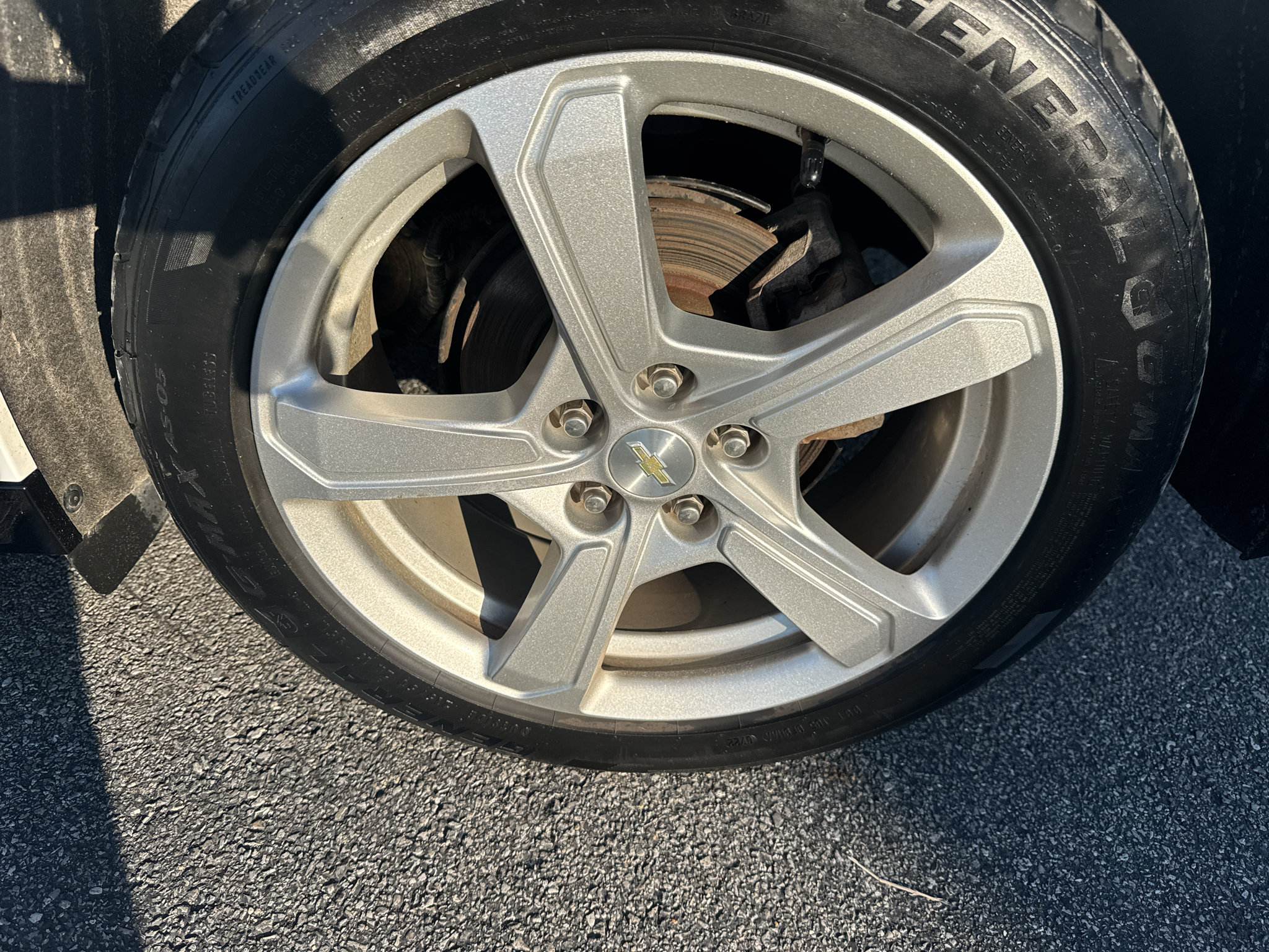 Used 2019 Chevrolet Volt LT w/ Comfort Package FWD image 27