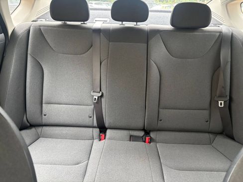 Used 2025 Kia K4 FWD image 37