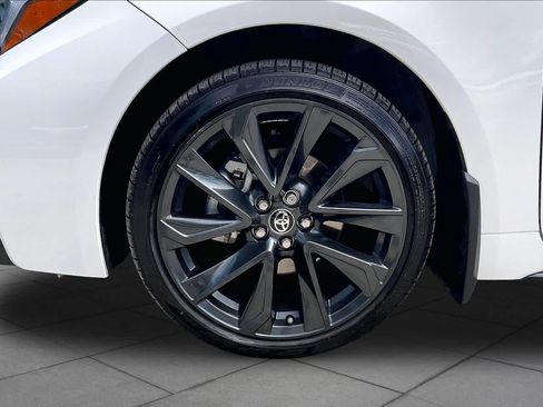 Used 2026 Toyota Corolla SE FWD image 11