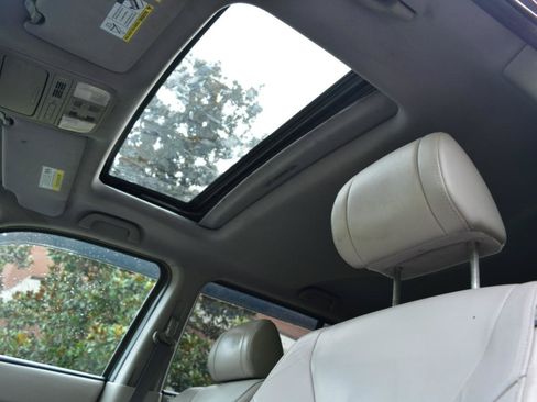 Used 2015 Honda Pilot EX-L image 12