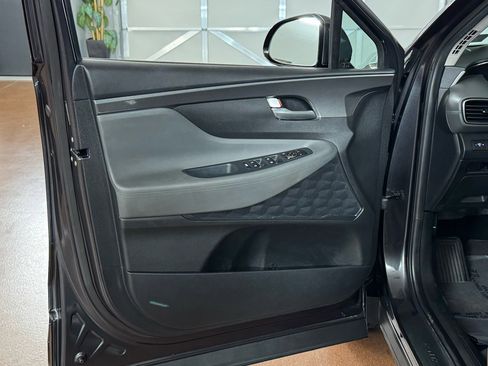 Used 2022 Hyundai Santa Fe SEL w/ Convenience Package image 15