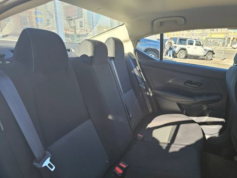 Used 2025 Nissan Sentra SV FWD image 13