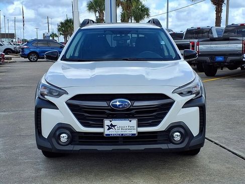 Used 2025 Subaru Outback Premium AWD/4WD image 6
