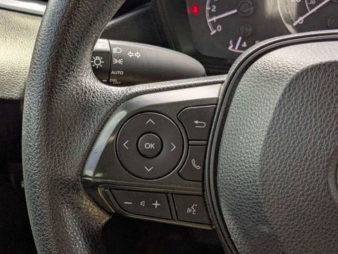 Used 2022 Toyota Corolla LE FWD image 20