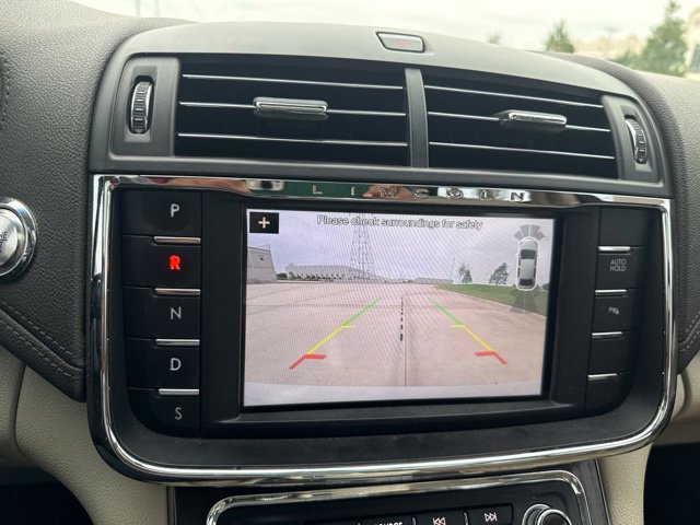 Used 2018 Lincoln Continental Select FWD image 11
