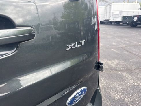 Used 2019 Ford Transit Connect XLT FWD image 12