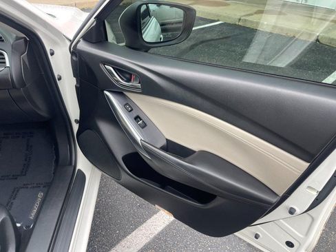 Used 2017 MAZDA MAZDA6 Touring FWD image 11