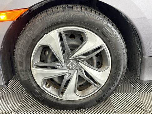 Used 2019 Honda Civic LX image 35