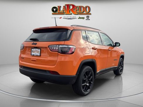 New 2026 Jeep Compass Latitude image 7