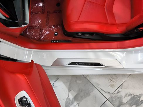 Used 2026 Chevrolet Corvette Stingray Premium Conv w/ Z51 Performance Package image 16