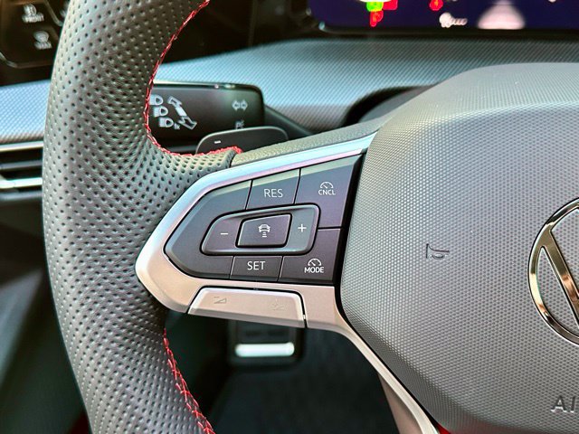 New 2026 Volkswagen GTI SE FWD image 28