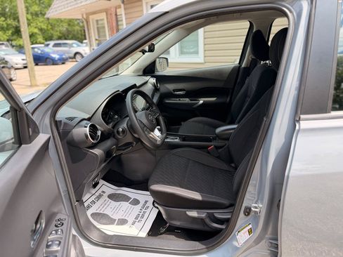 Used 2021 Nissan Kicks SV FWD image 19
