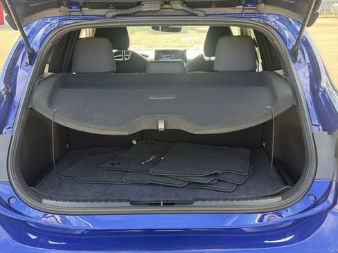Used 2025 Toyota Corolla SE FWD image 33