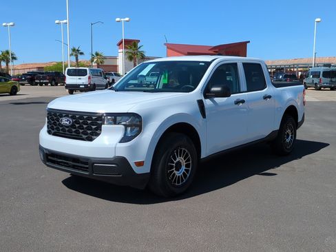 Used 2025 Ford Maverick XL w/ Equipment Group 101A image 8