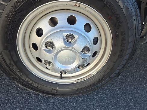 Used 2024 Ford Transit 250 148 High Roof Extended AWD image 33