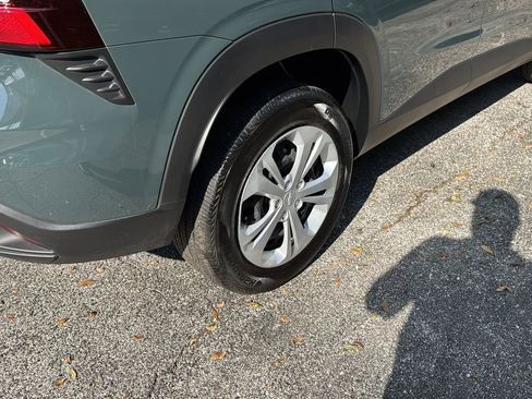 Used 2025 Chevrolet Trax LS w/ Driver Confidence Package image 38