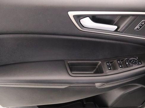 Used 2024 Ford Edge SEL image 16