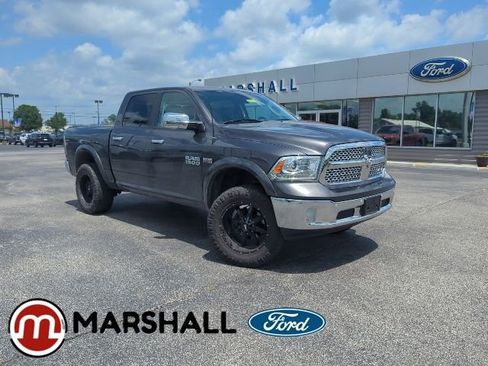 Used 2018 RAM 1500 Laramie w/ Convenience Group AWD/4WD image 1