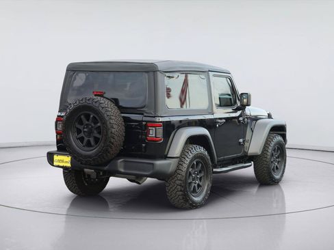 Used 2025 Jeep Wrangler Sport AWD/4WD image 6