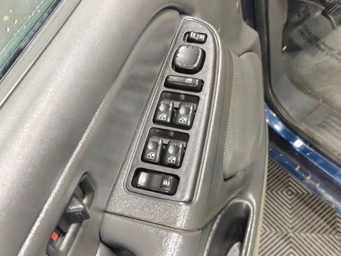 Used 2005 Chevrolet Silverado 1500 LS image 27