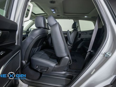 Used 2022 Kia Telluride SX w/ Nightfall Edition Package AWD/4WD image 28