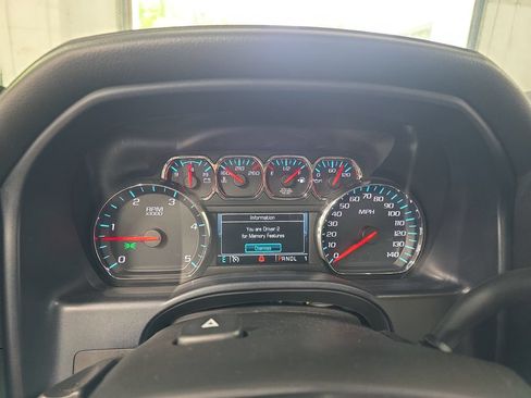 Used 2019 GMC Sierra 3500 SLT w/ Duramax Plus Package AWD/4WD image 18