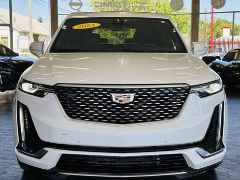Used 2024 Cadillac XT6 Premium Luxury w/ LPO, Floor Liner Package AWD/4WD image 21