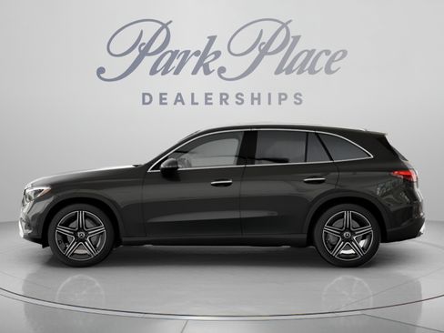 Used 2026 Mercedes-Benz GLC 300 image 7