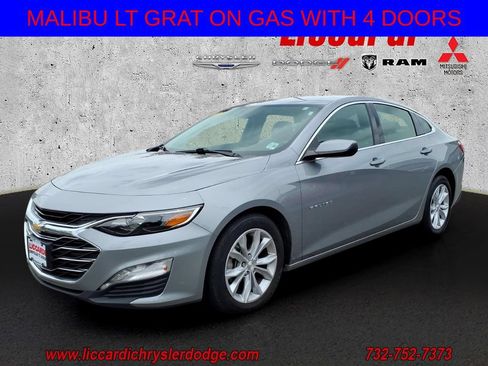 Used 2023 Chevrolet Malibu LT FWD image 2
