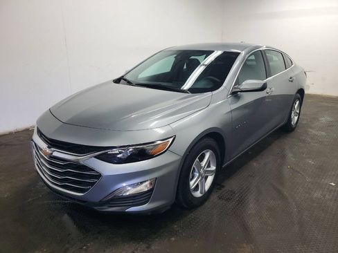 Used 2024 Chevrolet Malibu LS FWD image 1
