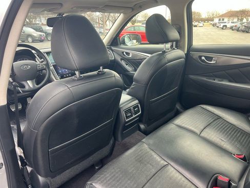 Used 2014 INFINITI Q50 Premium w/ Navigation Package image 39
