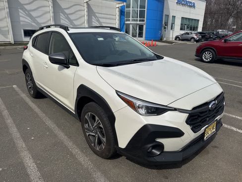 Used 2024 Subaru Crosstrek 2.0i Premium image 6
